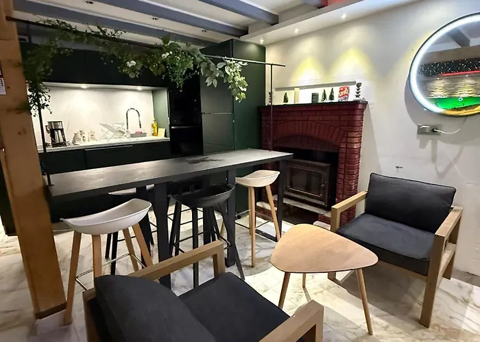 Casa vacanze Maison Avec Jacuzzi Intérieur Maisdon-sur-Sevre